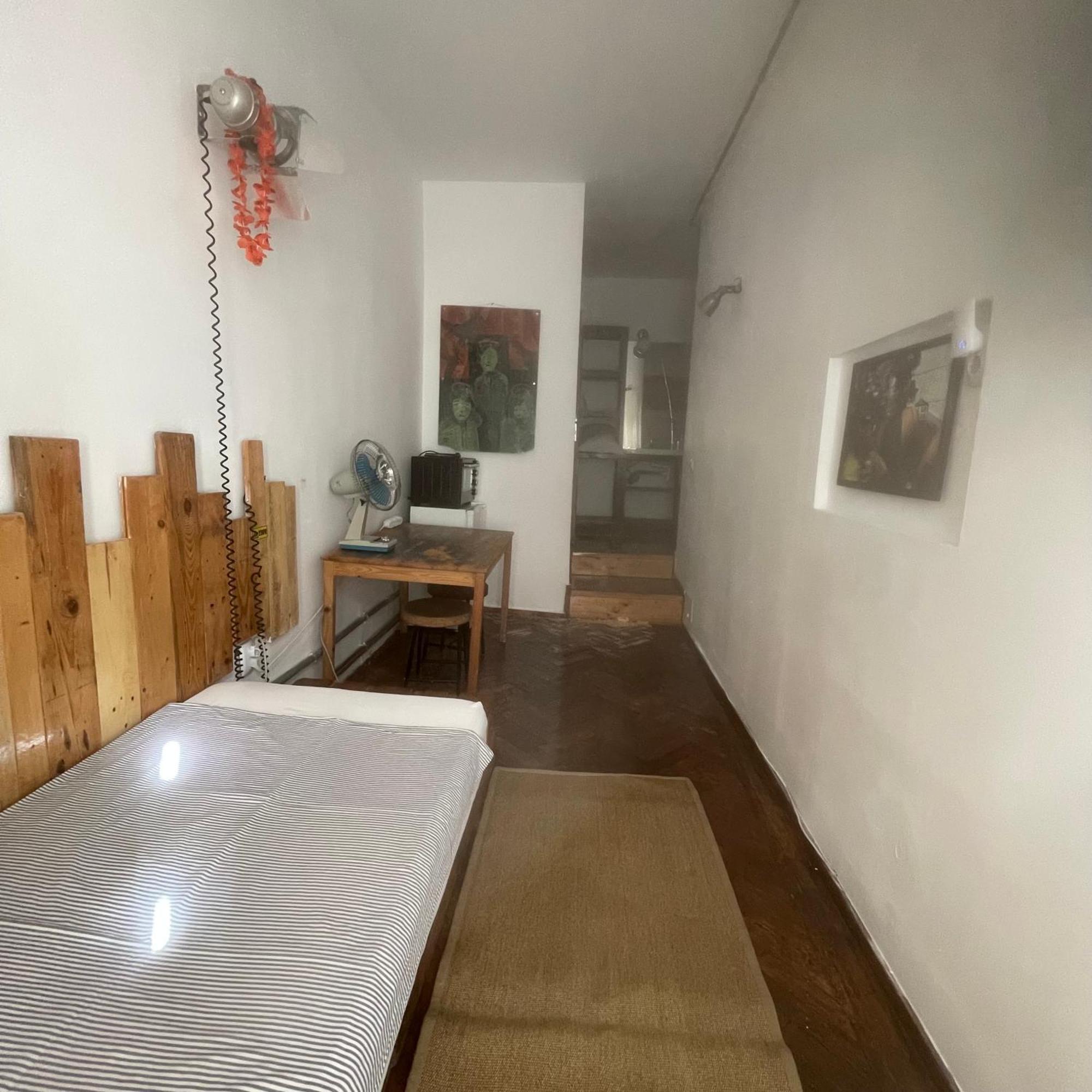 Victoria Poshtel Bucharestホステル エクステリア 写真