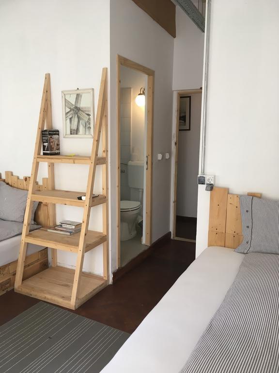 Victoria Poshtel Bucharestホステル エクステリア 写真