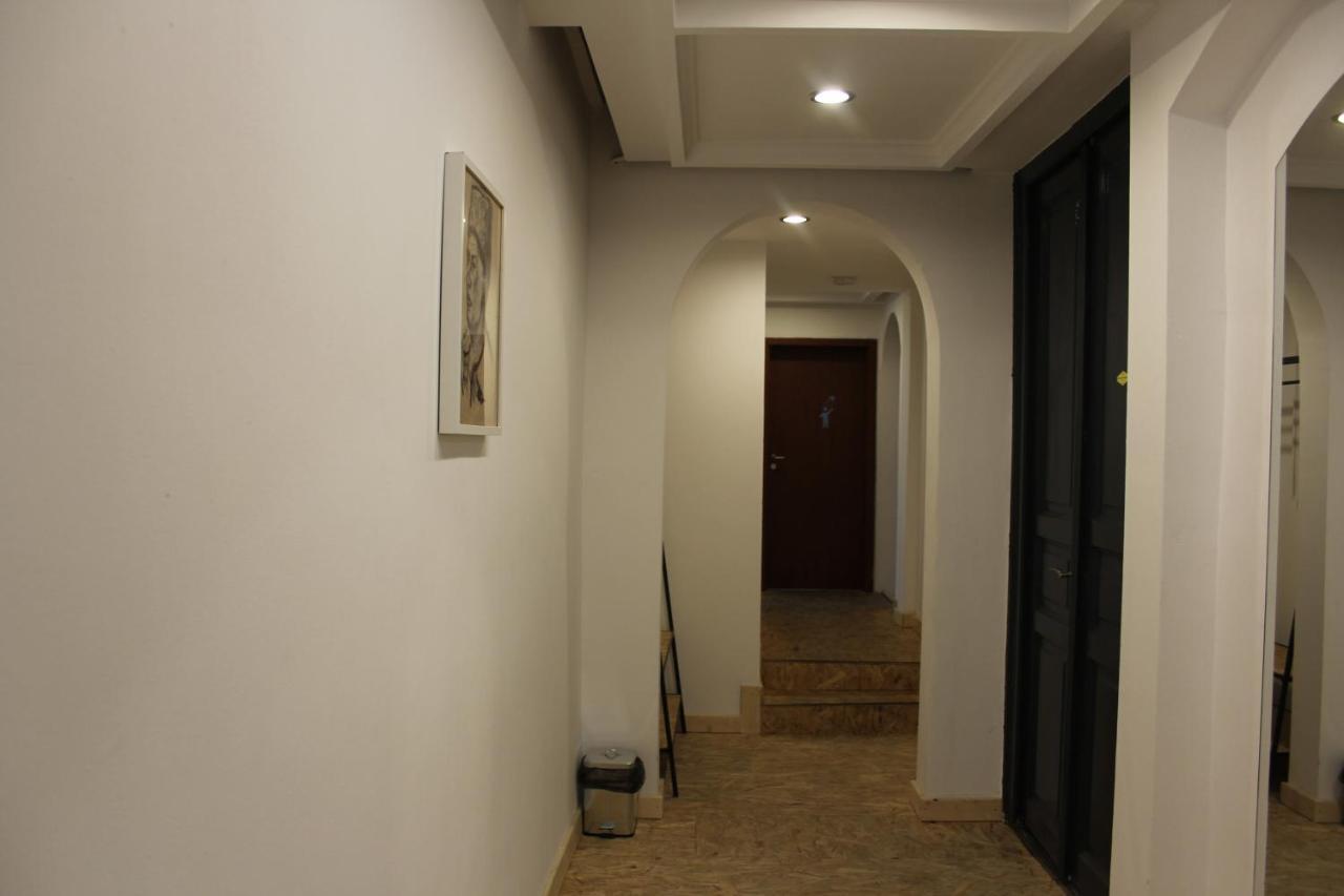 Victoria Poshtel Bucharestホステル エクステリア 写真