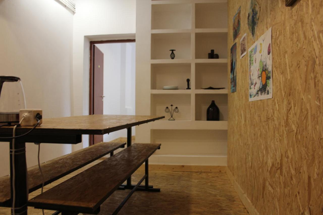Victoria Poshtel Bucharestホステル エクステリア 写真