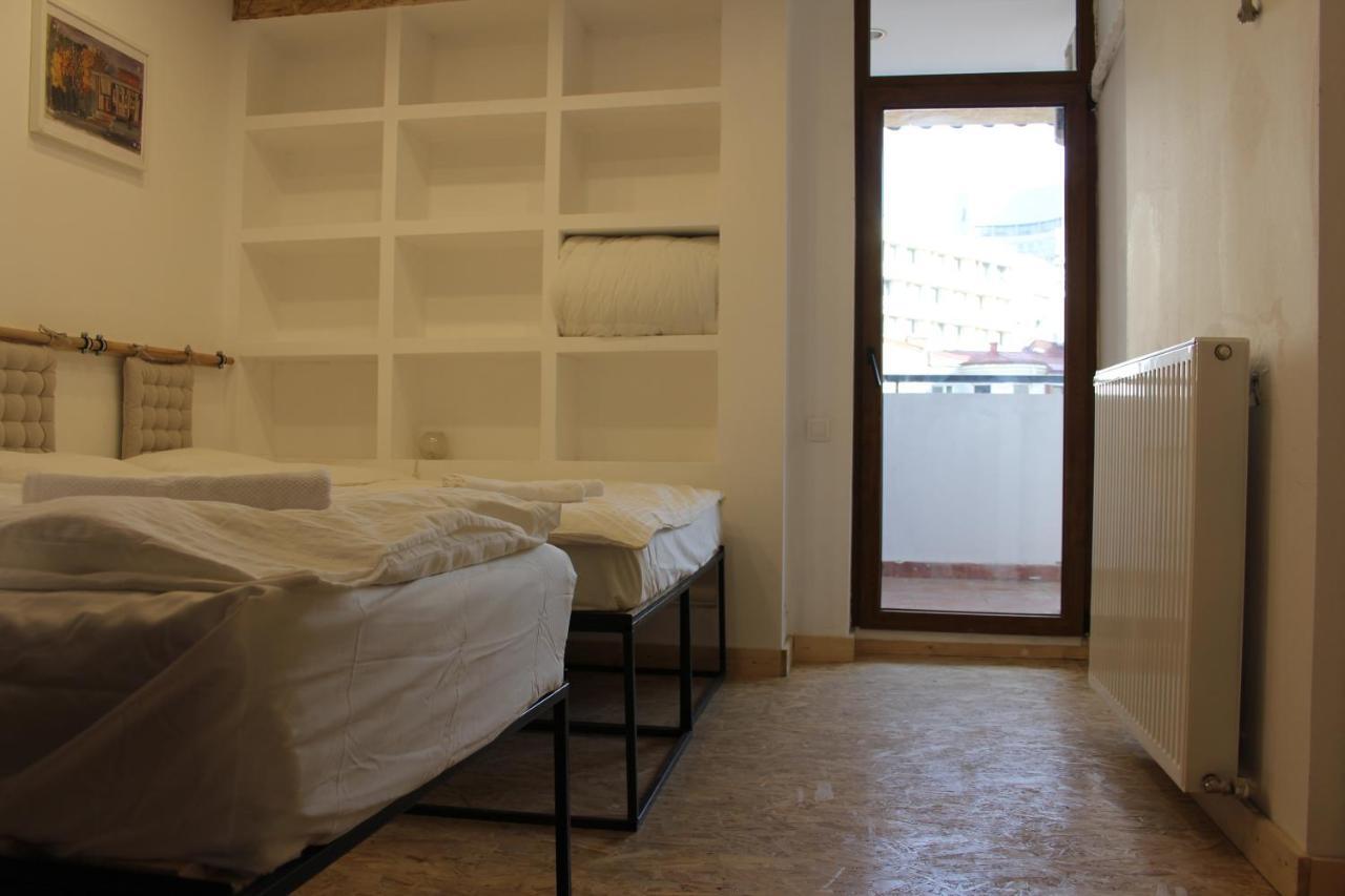 Victoria Poshtel Bucharestホステル エクステリア 写真